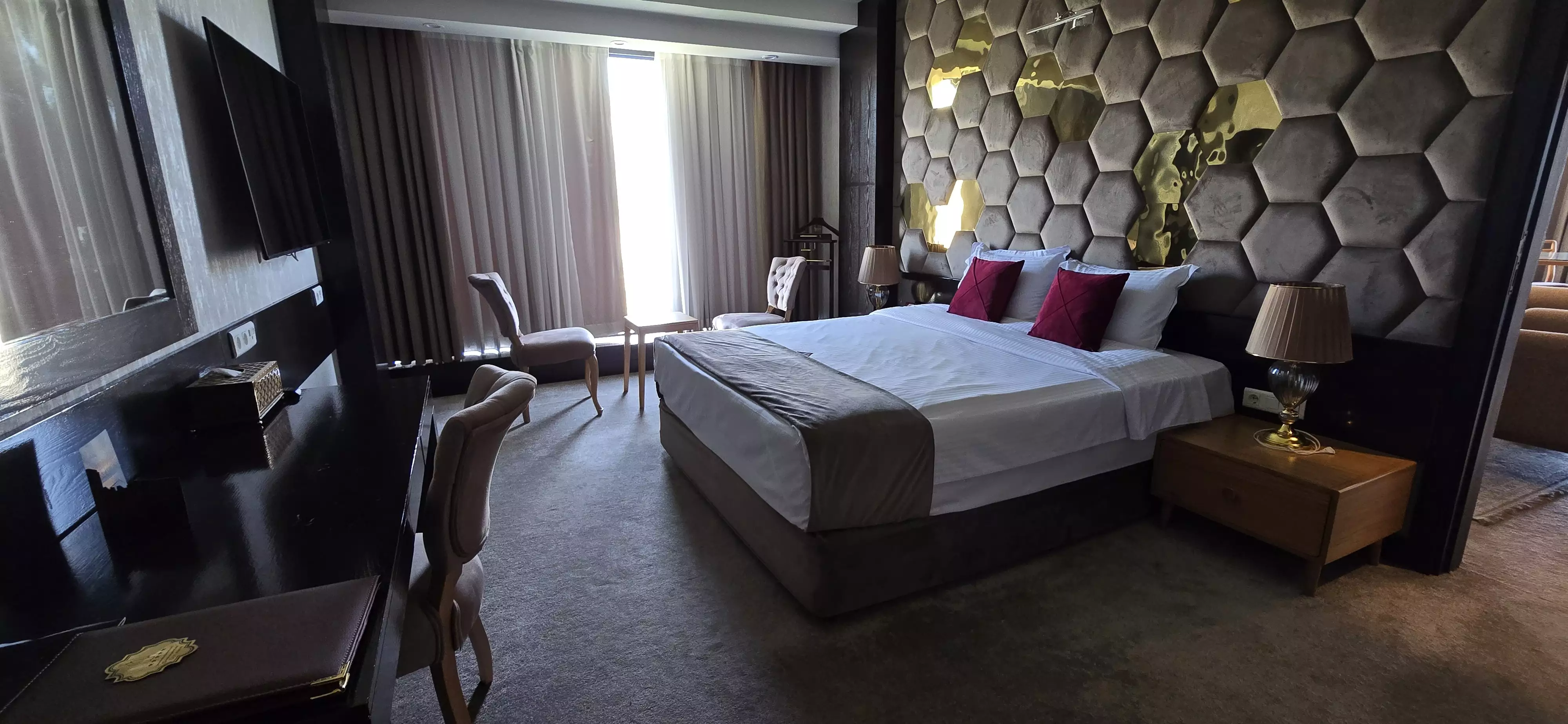 هتل چمران شیراز